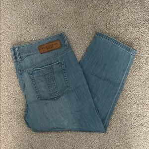 Burberry Light Blue Women’s Capri Jeans